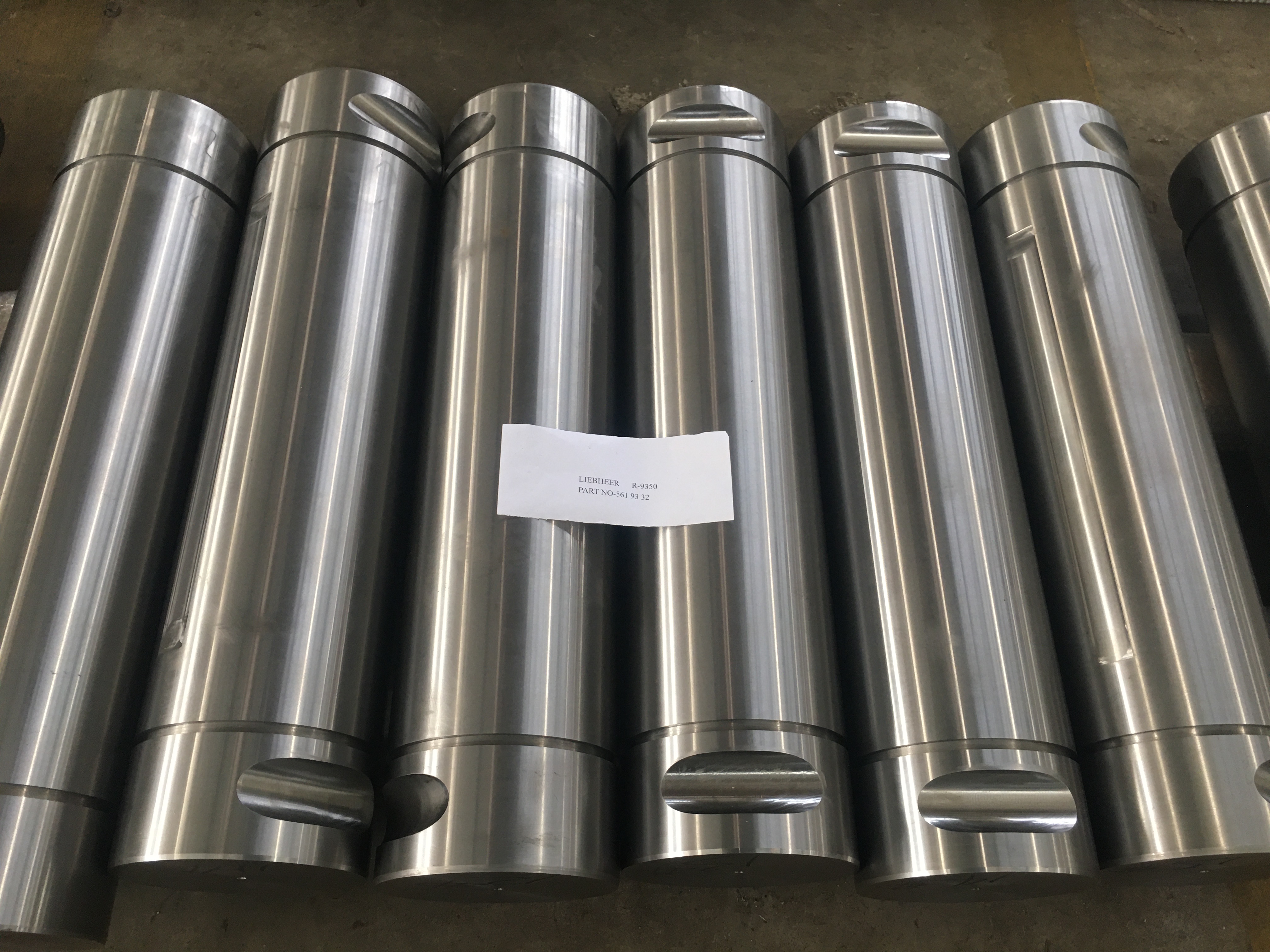HRC55-60 Pin Shaft for Crane Parts with Forging Steel 40CrNiMo/4340