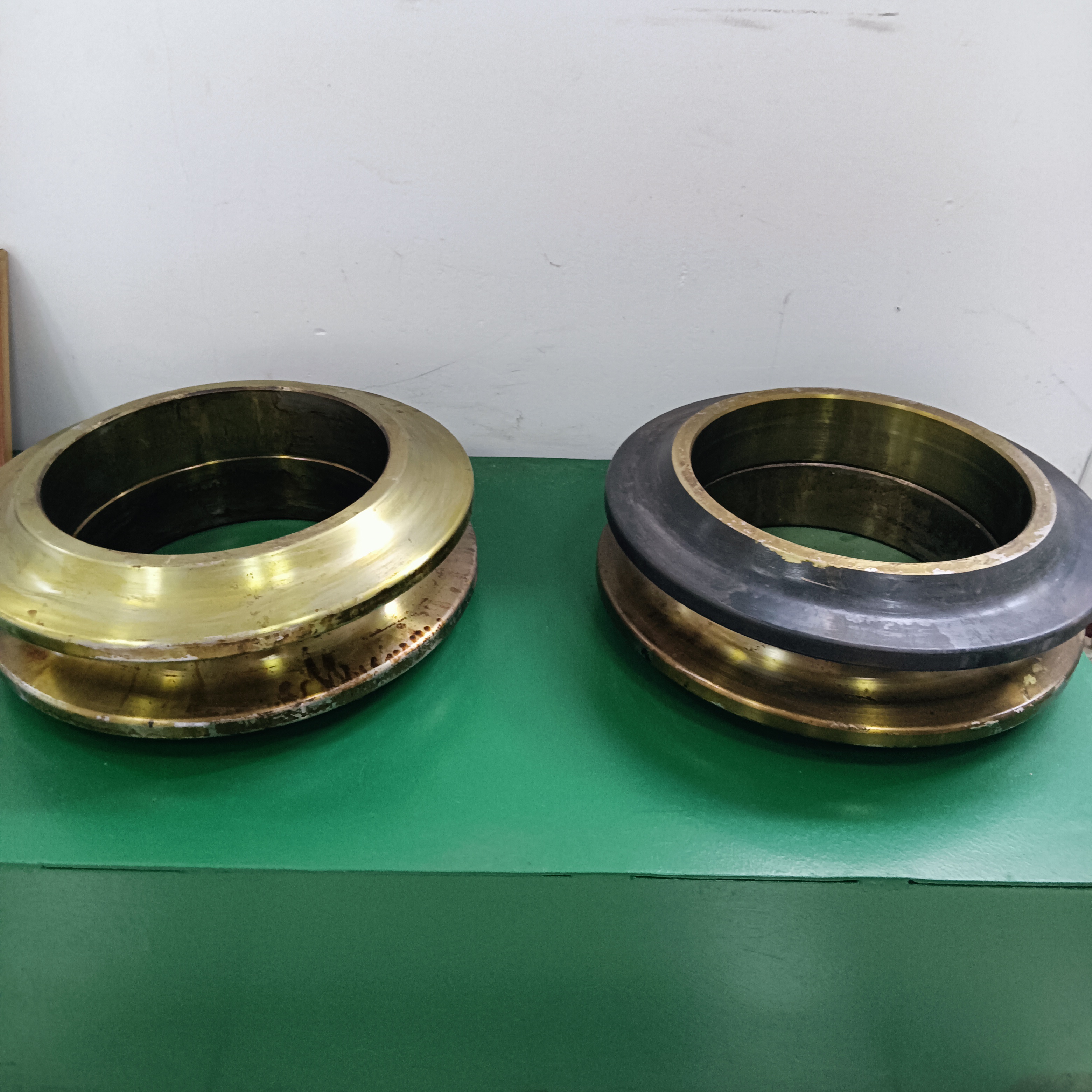 TBM double disc roller cutter (2) TBM double disc roller cutter (2)