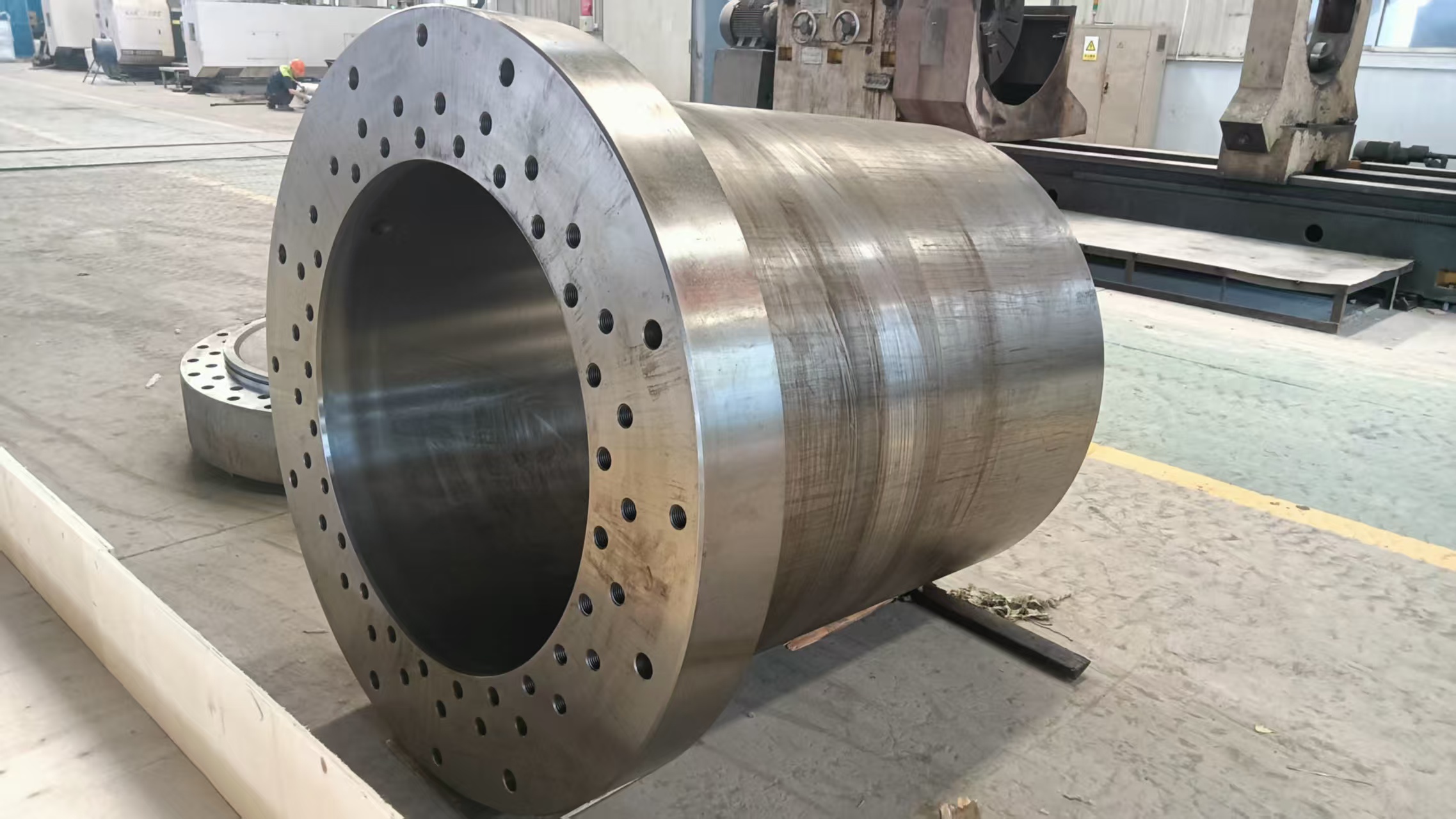 2200 Tons Hydraulic Press Forging Cylinder Barrel for Metallurgy and Mining