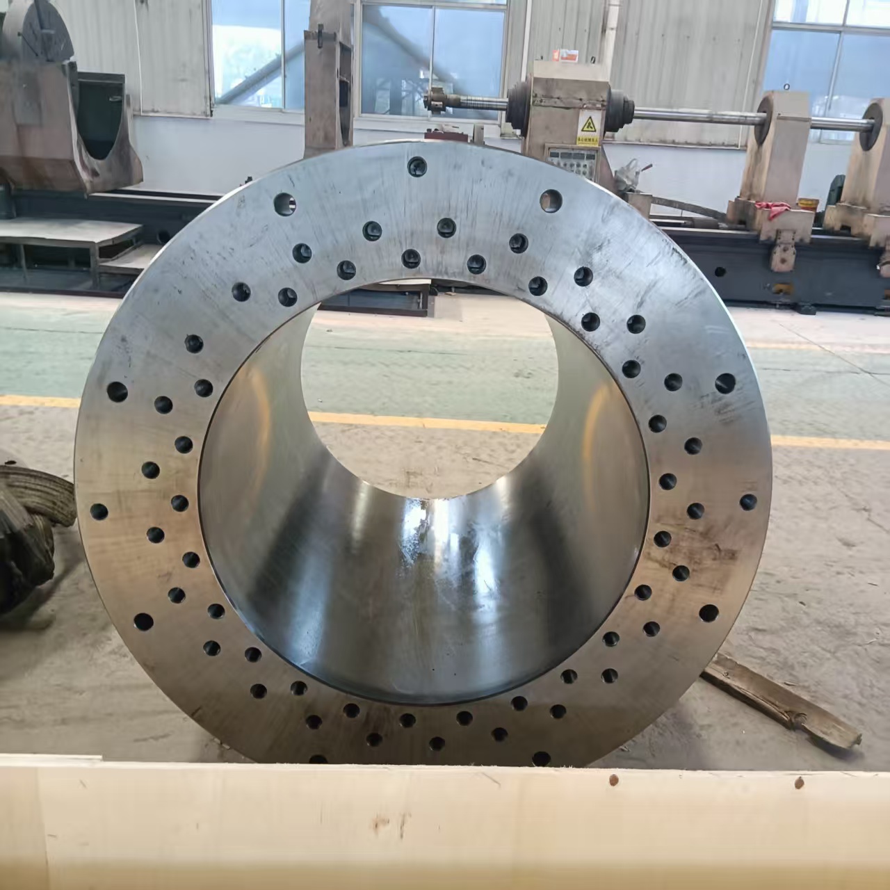 2200 Tons Hydraulic Press Forging Cylinder Barrel for Metallurgy and Mining