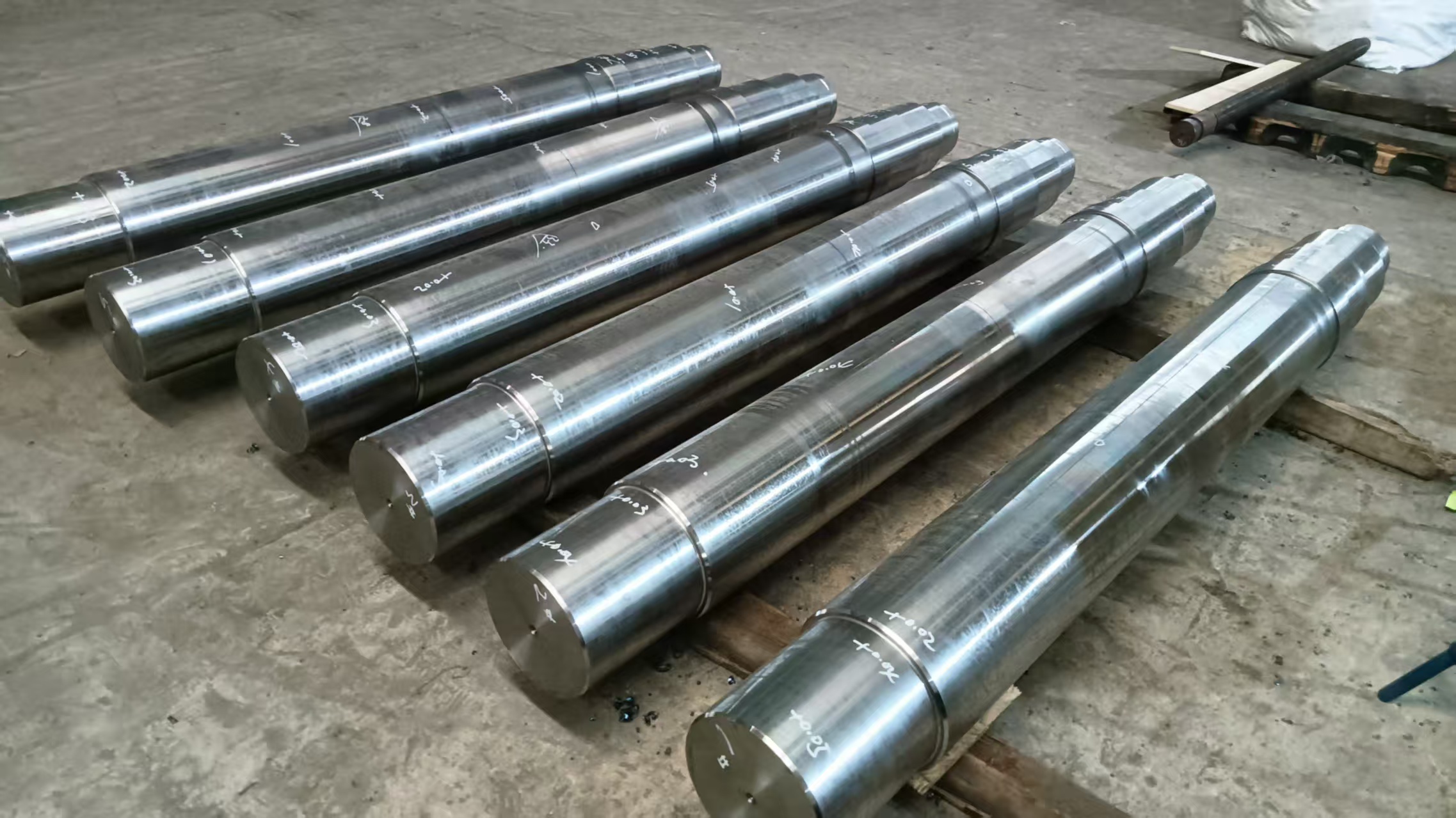 Excellent Performance Forging Main Drive Shaft for Crusher Transmission System 