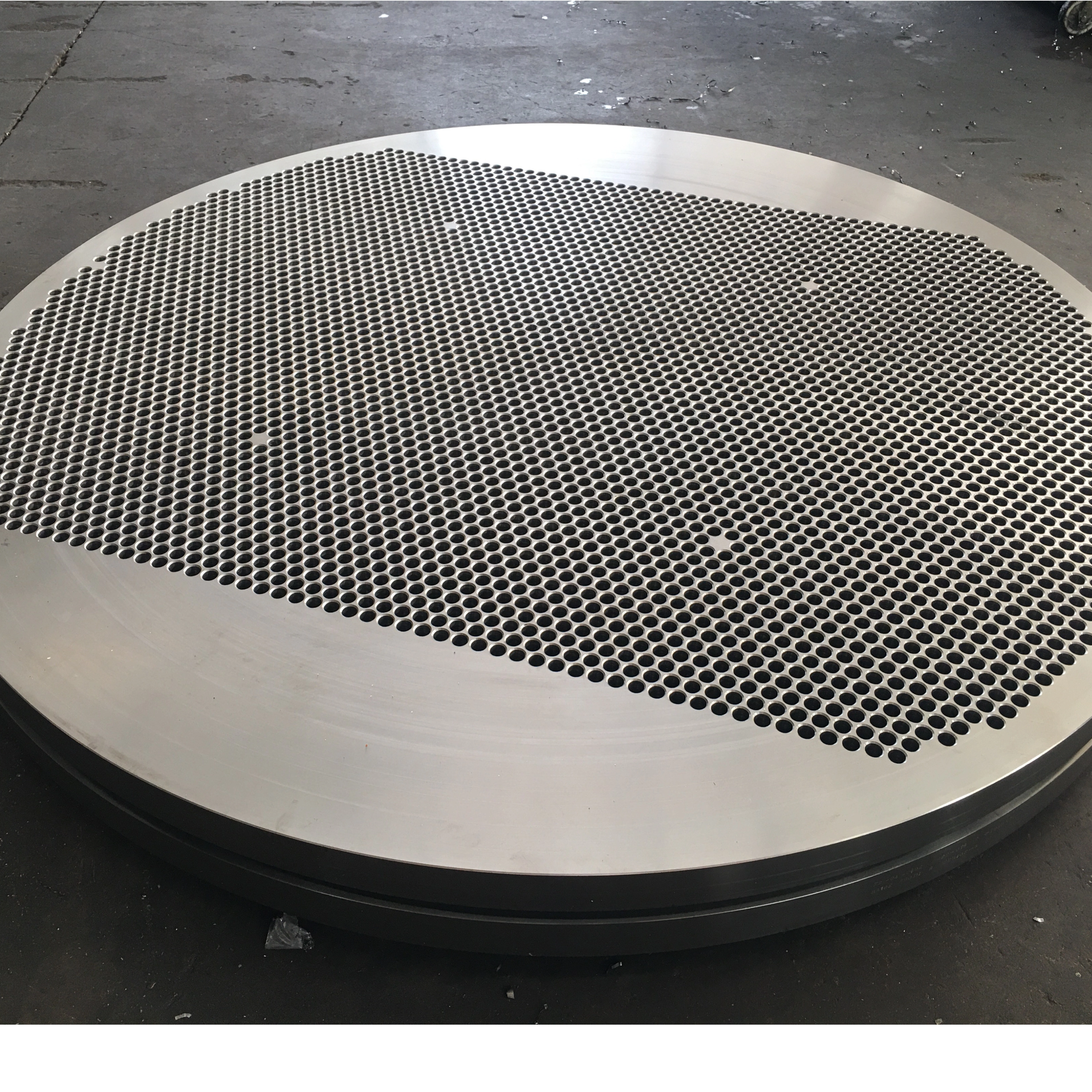 Precision And Performance: The Advantages of Forged SUS316L Stainless Steel Tube Sheets in Industrial Applications