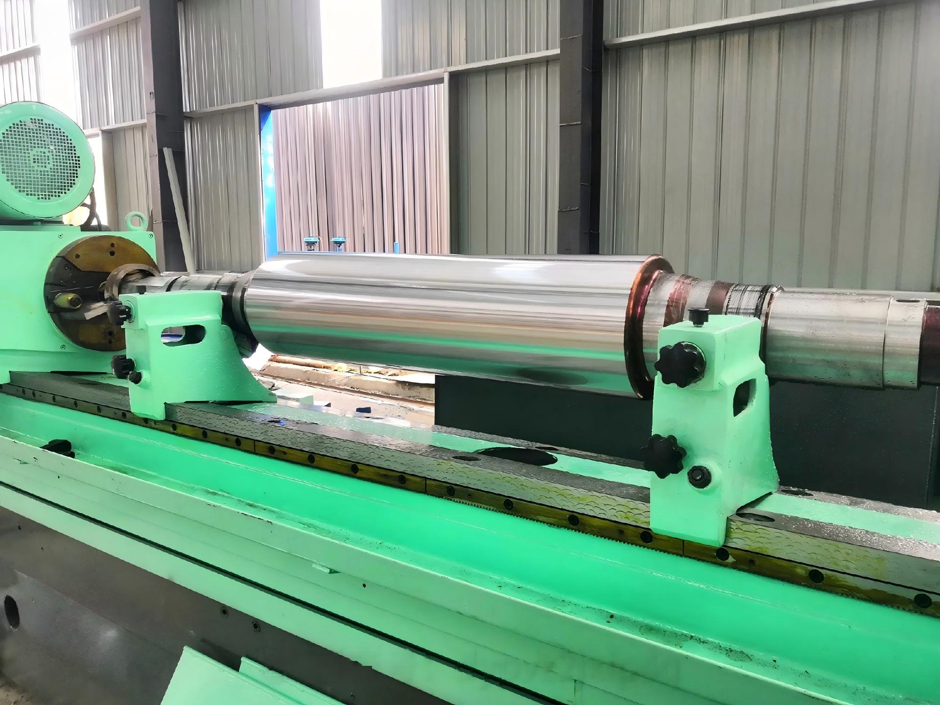 grinding machining of forged roll
