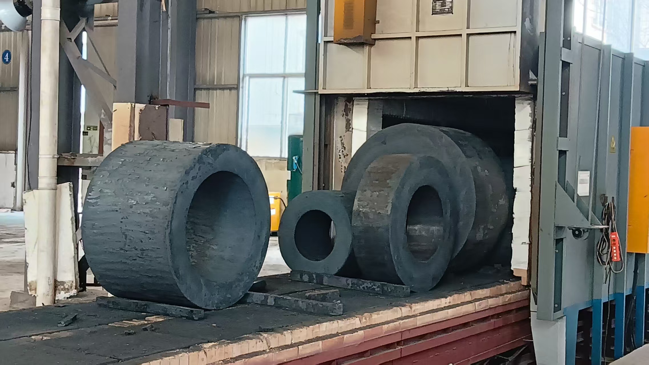 Heat Treatment of Roll Sleeve