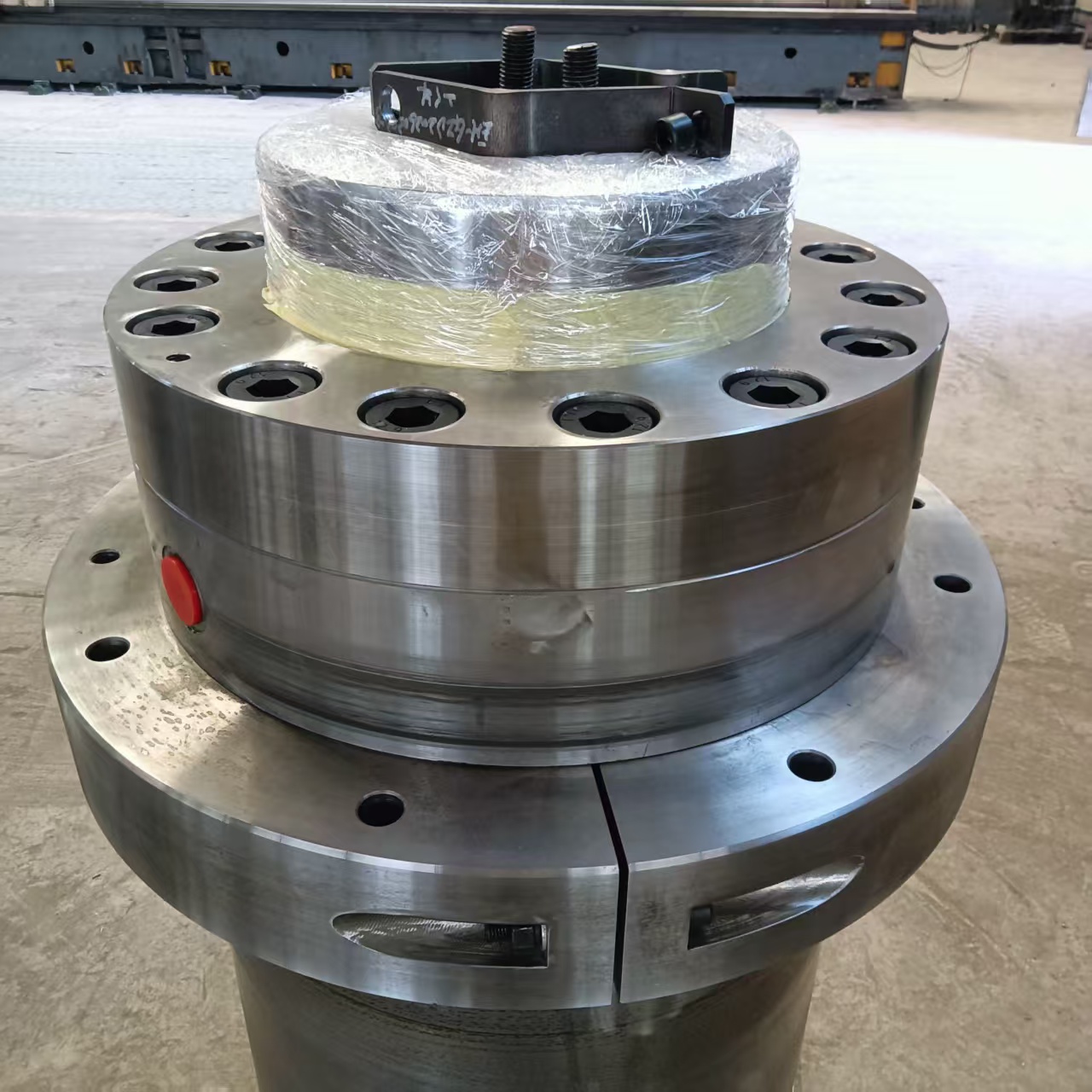 Durable Plunger Type Forging Hydraulic Cylinder with CE Certified for 1500 Tons Ceramic Press Machine