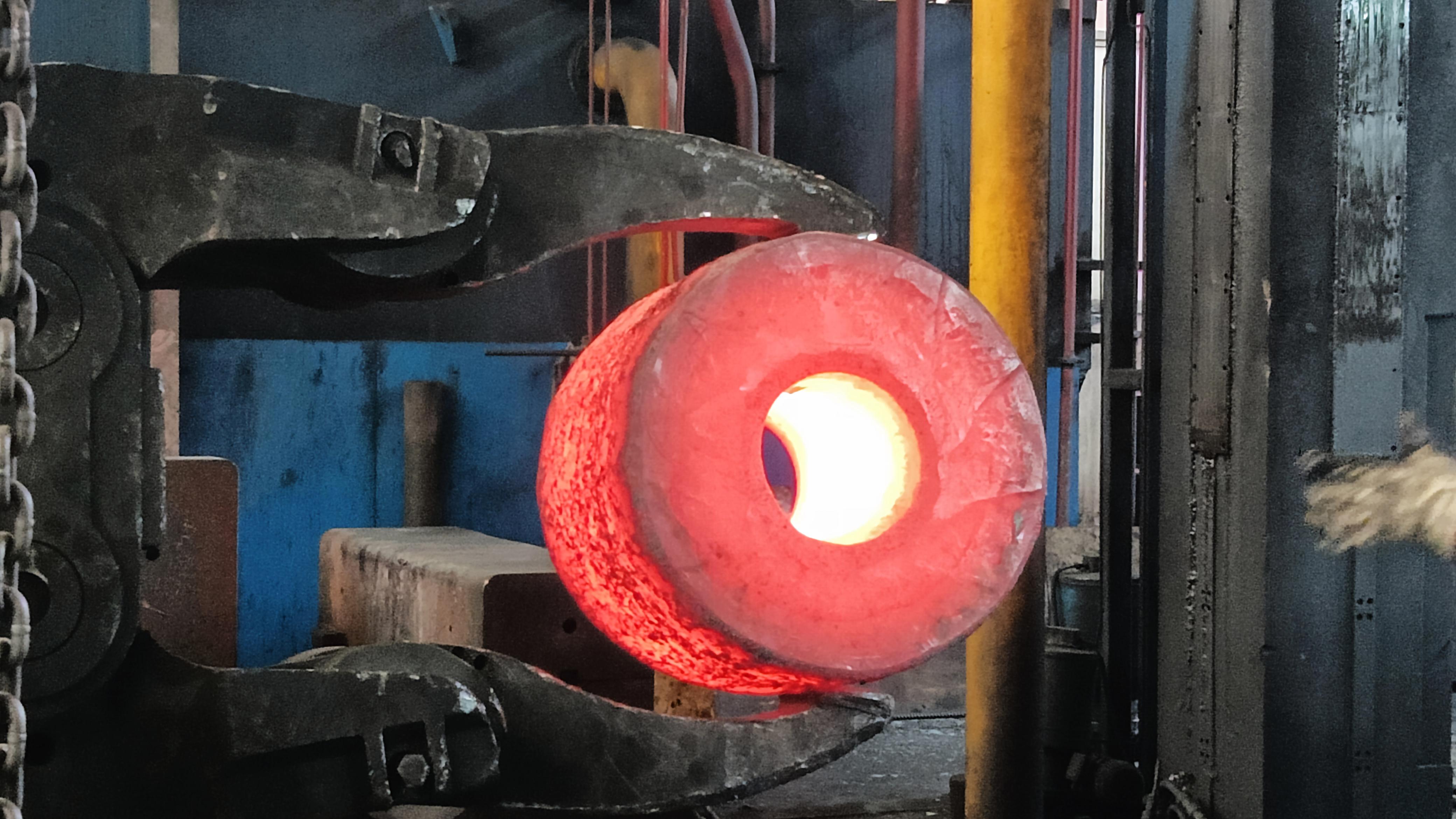forged roll sleeve(1)